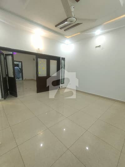 7 Marla Upper Portion For Rent In G13