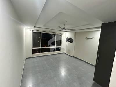 Modern Family Apartment for Rent Luxury Living