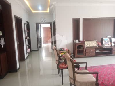 1 Kanal Upper Portion 3 Bedroom Luxury Layout TV Lounge Drawing Room Dining Area Modern Kitchen