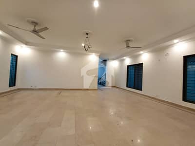 2.5 Kanal Brand New Ground+ First Floor Office Property House For Rent At Prime Location Near Main Boulevard Gulberg 3 Lahore