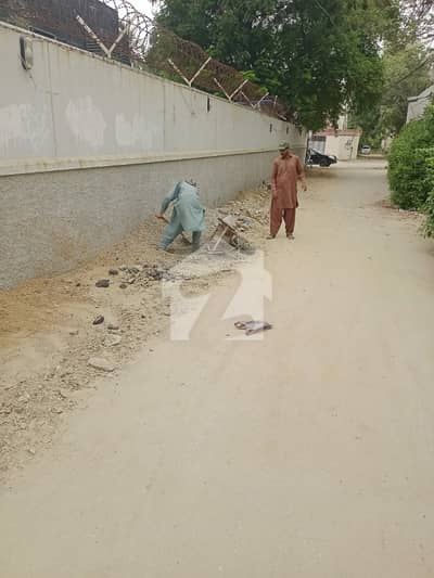 GULSHAN E ROOMI 240 SQ YARDS PRESIDENTIAL PLOT