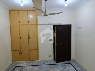 سوان گارڈن ۔ بلاک بی سوان گارڈن,اسلام آباد میں 3 کمروں کا 4 مرلہ فلیٹ 65.0 لاکھ میں برائے فروخت۔