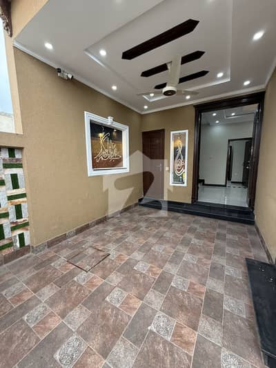 5 MARLA FULL HOUSE AVAILABLE FOR RENT IN CENTRAL PARK HOUSING SCHEME LAHORE
