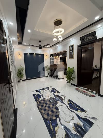 5 Marla Upper Portion Available For Rent In Central Park Housing Scheme Lahore