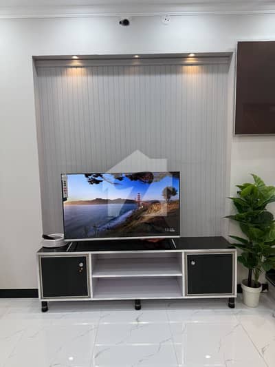 5 Marla Lower Portion Available For Rent In Central Park Housing Scheme Lahore