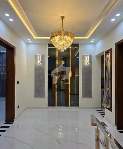 A Stunning House Is Up For Grabs In Bahria Town - Sector C Lahore