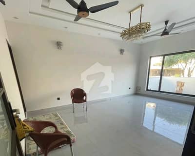 جی ۔ 13/2 جی ۔ 13,اسلام آباد میں 6 کمروں کا 7 مرلہ مکان 5.35 کروڑ میں برائے فروخت۔