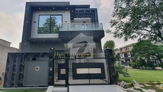 5 Marla Brand New House For Sale In Sector D Bahria Town Lahore 5 Marla Brand New House For Sale In Sector D Bahria Town Lahore