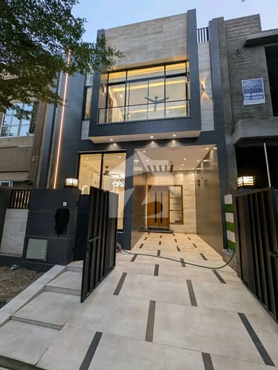 5 Marla Brand New House For Sale In BB Block Bahria Town Lahore