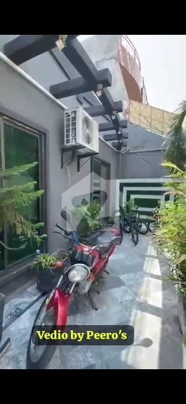 علامہ اقبال ٹاؤن ۔ راوی بلاک علامہ اقبال ٹاؤن,لاہور میں 5 کمروں کا 10 مرلہ مکان 4.0 کروڑ میں برائے فروخت۔