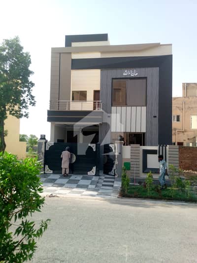 Bahria Nashman 5 Marla House Brand New