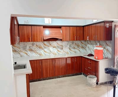فیڈرل بی ایریا ۔ بلاک 9 فیڈرل بی ایریا,کراچی میں 4 کمروں کا 10 مرلہ مکان 5.5 کروڑ میں برائے فروخت۔