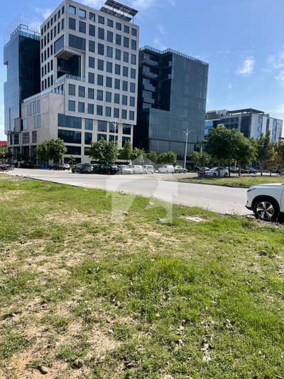 Prime Commercial Corner Plot For Sale Civic Center, Gulberg Greens