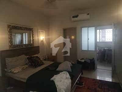 2 BEDROOMS Flat For Rent