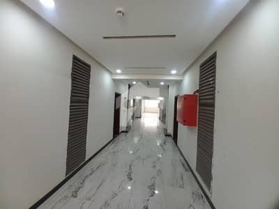 Urgent Sale | Investor Deal | 3 Bedroom Apartment 10th floor DHA 5