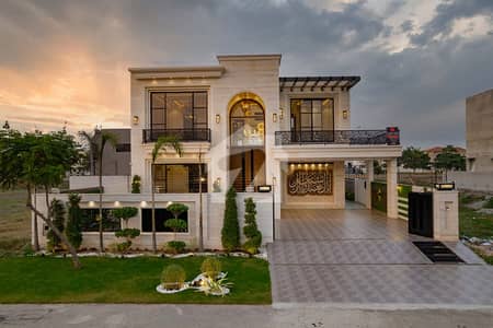 DESIRE HOMES OFFER ROYAL PALACE FOR SALE NEAR RAYA