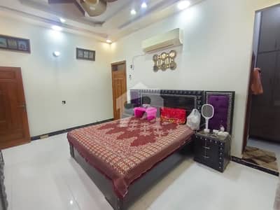 Gulshan Iqbal Block 10A. 240 Square Yards 2nd Floor Lasaniya Resurent Of Back Side Demand 75000 Marble Flooring  *Code(16551)*