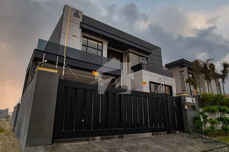 DESIRE HOMES OFFERS MAZHAR MUNIER DESIGN BUNGALOW FOR SALE