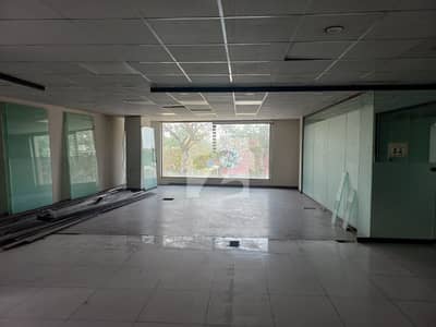 4000 Square Feet Floor For Rent In Gulberg