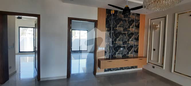 10 Marla Brand New Luxury And Modern Bungalow In State Life Phase 1 10 Marla Brand New Luxury And Modern Bungalow In State Life Phase 1