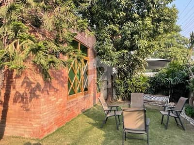 1 Kanal Owner Build Immaculate Condition With Basement Bungalow For Sale Phase 2 1 Kanal Owner Build Immaculate Condition With Basement Bungalow For Sale Phase 2