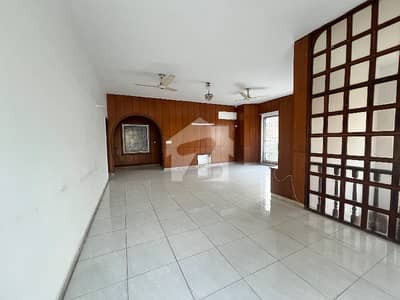 1 KANAL UPPER PORTION UN DHA PHASE 1