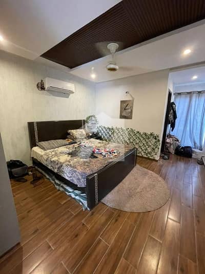 5 MARLA APARTMENT AVAILABLE FOR SALE