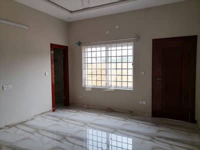 Upper Portion Sized 10 Marla Is Available For rent In Bahria Town Phase 6