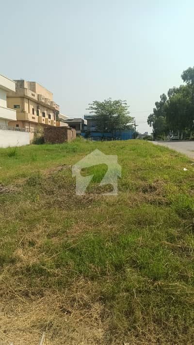 نیشنل پولیس فاؤنڈیشن او ۔ 9 اسلام آباد میں 1 کنال رہائشی پلاٹ 1.75 کروڑ میں برائے فروخت۔