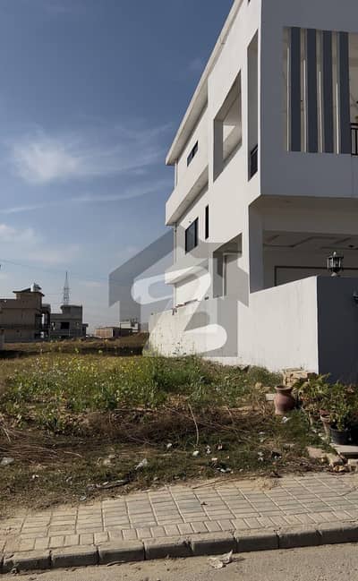 Taj Residencia Gardenia Block 10marla - Possession plot For Sale