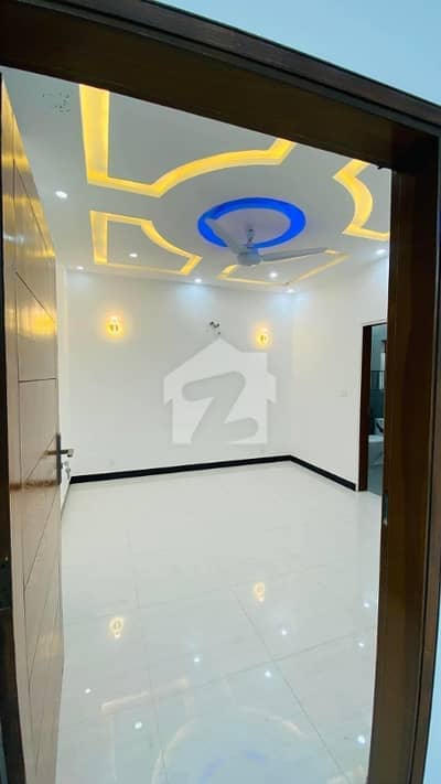 125 Square Yard 3 Bedrooms Luxury Villa Is Available For Rent 8 Km From Entrance Of BTK 3 Bed DD Lounge 1 Kitchen