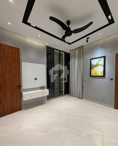 10 Marla Brand New Upper Portion Available For Rent Bahria Town Lahore
