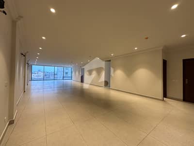 Prime 8 Marla Plaza 3rd Floor Available on DHA Phase 8 Broadway
