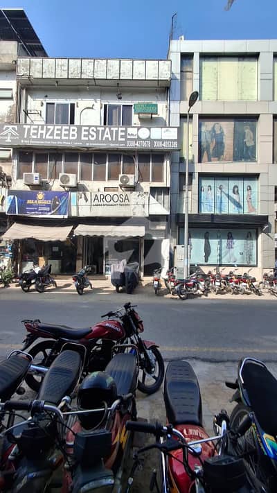 ڈی ایچ اے فیز 1 - بلاک جی فیز 1,ڈیفنس (ڈی ایچ اے),لاہور میں 4 مرلہ Studio عمارت 8.5 کروڑ میں برائے فروخت۔ ڈی ایچ اے فیز 1 - بلاک جی فیز 1,ڈیفنس (ڈی ایچ اے),لاہور میں 4 مرلہ Studio عمارت 8.5 کروڑ میں برائے فروخت۔