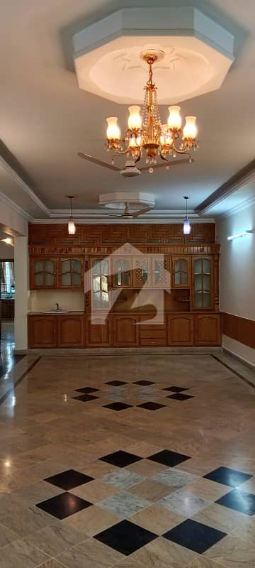 3 Bed Beautiful Upper Portion For Rent In F-11 Islamabad