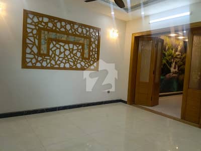 بحریہ ٹاؤن فیز 3 بحریہ ٹاؤن راولپنڈی,راولپنڈی میں 2 کمروں کا 12 مرلہ زیریں پورشن 70.0 ہزار میں کرایہ پر دستیاب ہے۔ بحریہ ٹاؤن فیز 3 بحریہ ٹاؤن راولپنڈی,راولپنڈی میں 2 کمروں کا 12 مرلہ زیریں پورشن 70.0 ہزار میں کرایہ پر دستیاب ہے۔