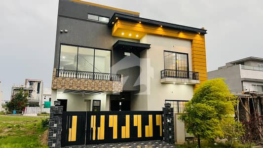 10 MARLA HOUSE FOR SALE FAISAL TOWN BLOCK C