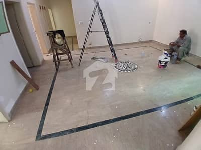 این ایف سی 1 لاہور میں 7 کمروں کا 1 کنال مکان 1.9 لاکھ میں کرایہ پر دستیاب ہے۔