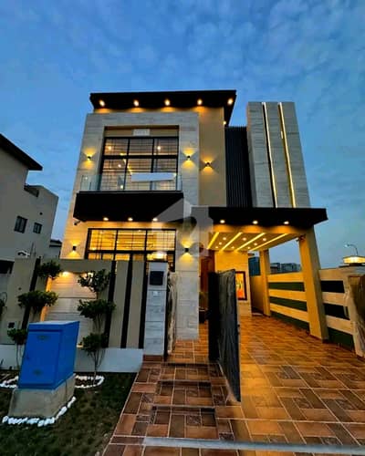 5 Marla Designer House Available For Rent