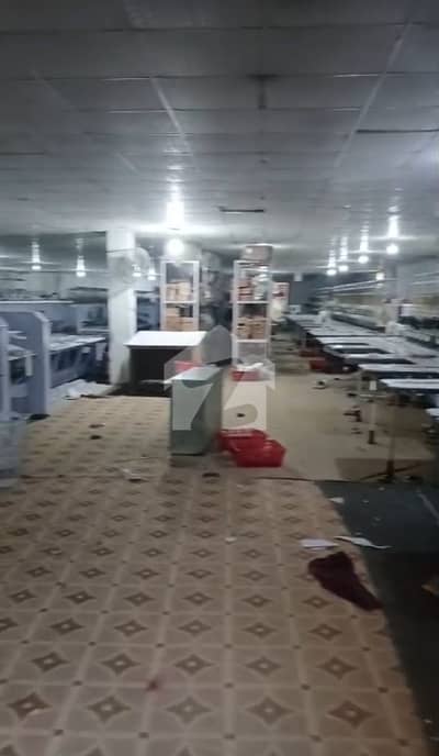 ملتان روڈ لاہور میں 6 کمروں کا 4 کنال فیکٹری 6.0 لاکھ میں کرایہ پر دستیاب ہے۔