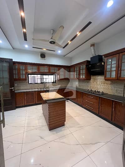1 Kanal Owner Made Solid Construction House For Sale In Nespak Housing Society Phase 3 Lahore