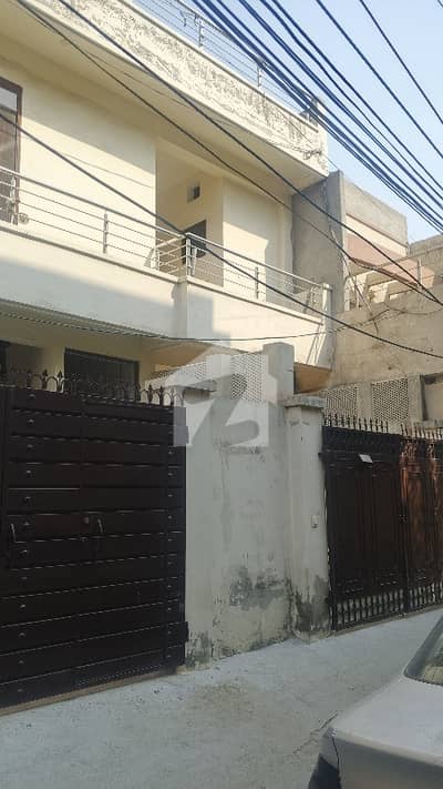 کیولری ایکسٹینشن لاہور میں 4 کمروں کا 5 مرلہ مکان 2.75 کروڑ میں برائے فروخت۔