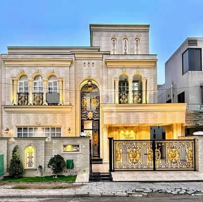 10 Marla Designer House Available For Rent 10 Marla Designer House Available For Rent