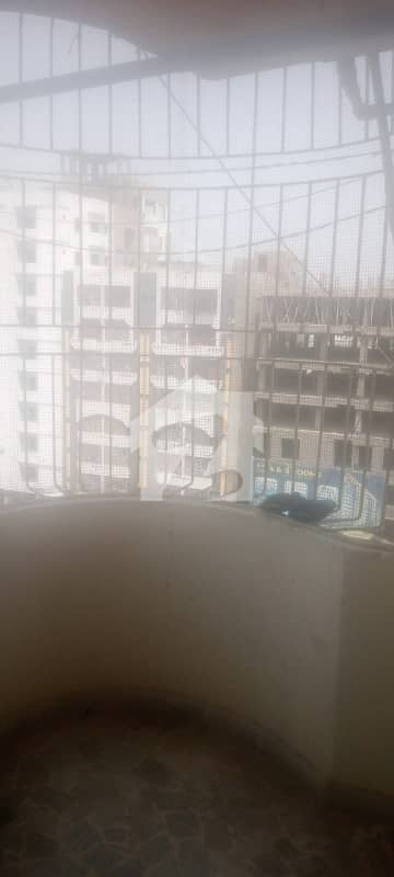 Ideal Prime Location Flat In Karachi Available For Rs. 28000