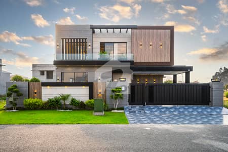 One Kanal Used MODREN Design 5-Bedroom Bungalow For Sale At Prime Location Of DHA Lahore Near To Park Masjid & Commercial Market.
