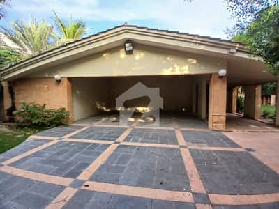 Artistic Style House For Rent With Swimming Pool