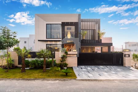 One Kanal Used Spanish Design 5-Bedroom Bungalow Sale At Prime Location Of DHA Lahore Near To Park Masjid & Commercial Market. One Kanal Used Spanish Design 5-Bedroom Bungalow Sale At Prime Location Of DHA Lahore Near To Park Masjid & Commercial Market.