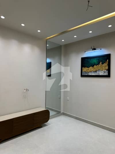 10 Marla Brand New House For Sale In Eden Executive Canal Road
