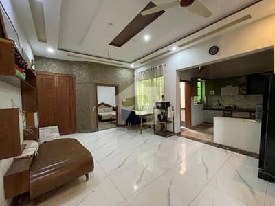 6 Marla Ground Portion For Rent In Bahadurpur Near MPs Road