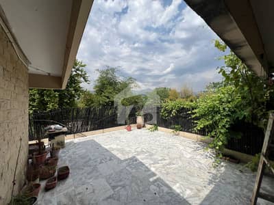ایف ۔ 7/4 ایف ۔ 7,اسلام آباد میں 3 کمروں کا 1 کنال مکان 8.0 لاکھ میں کرایہ پر دستیاب ہے۔